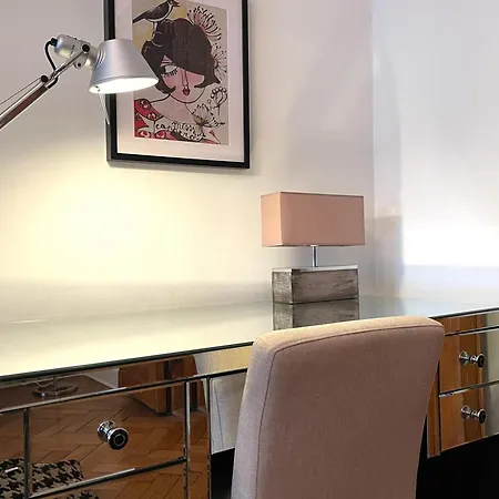 Fantastic Apartment In Prime Location - City Center West Berlijn Buitenkant foto