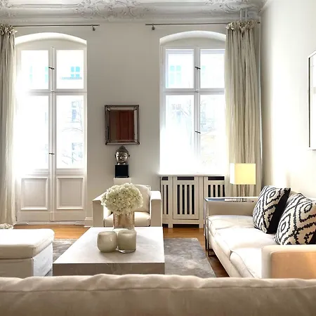 Fantastic Apartment In Prime Location - City Center West Berlijn Buitenkant foto