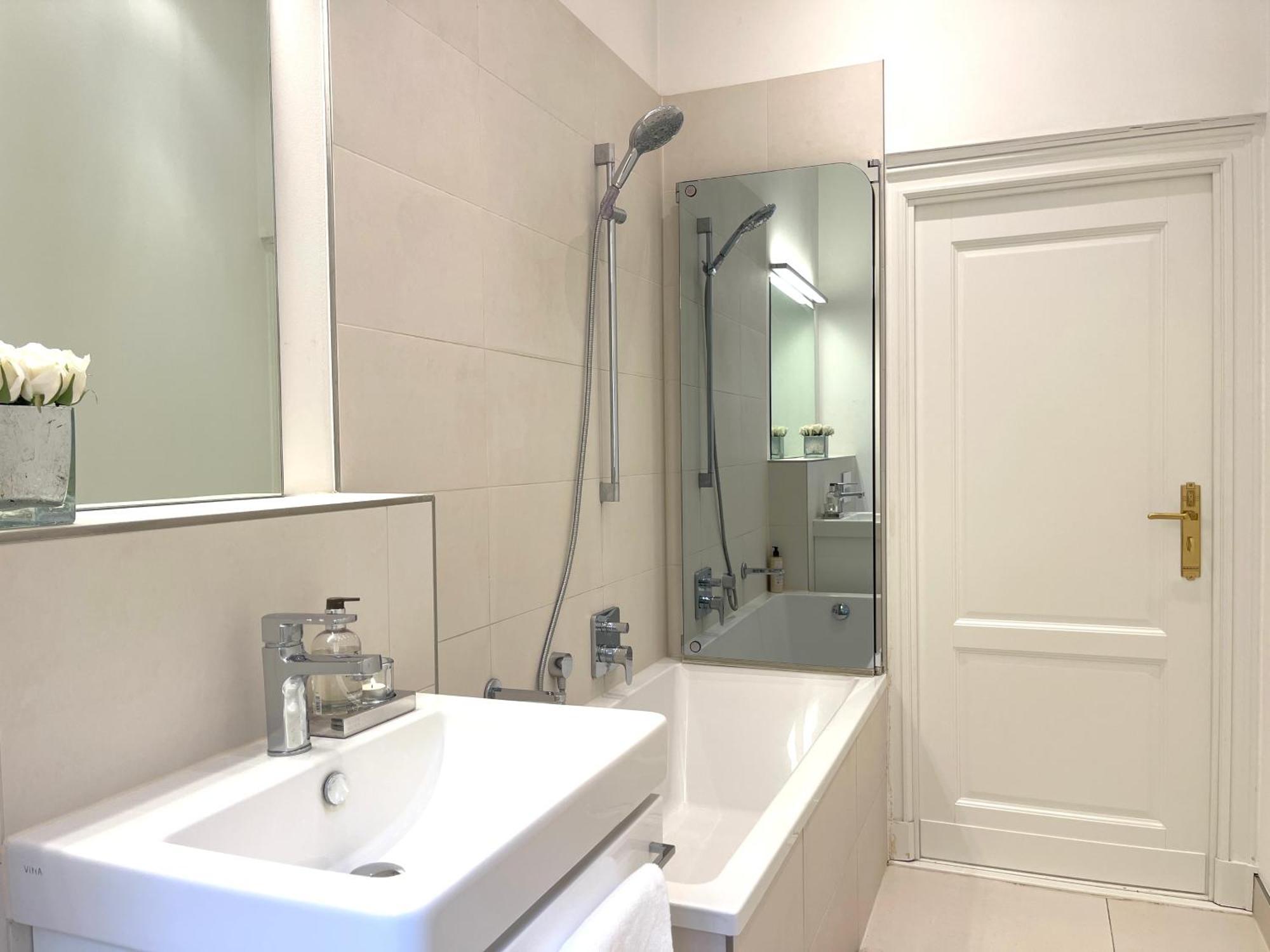 Apartment Fantastic In Prime Location - Center West Berlin