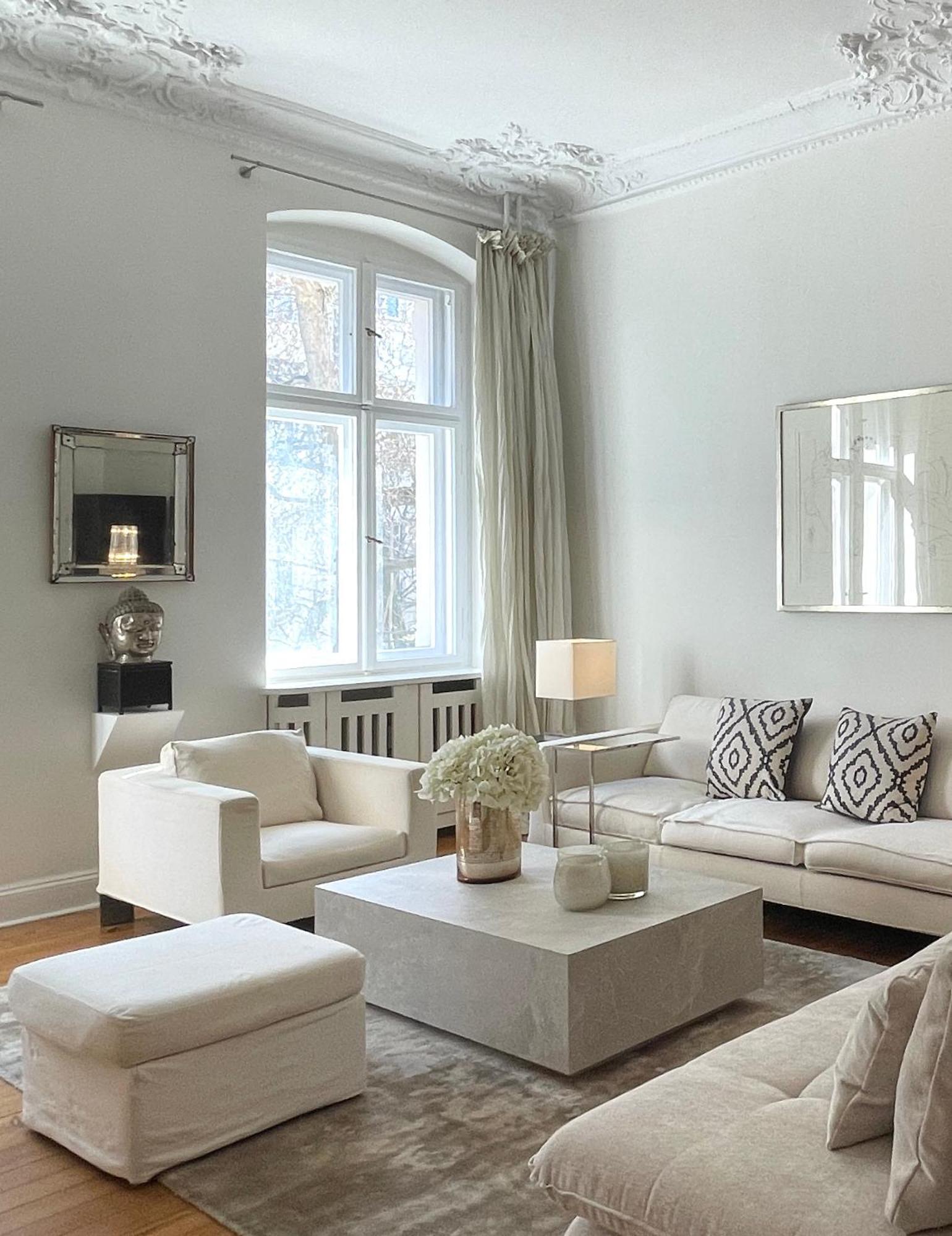Fantastic In Prime Location - Center West Apartment